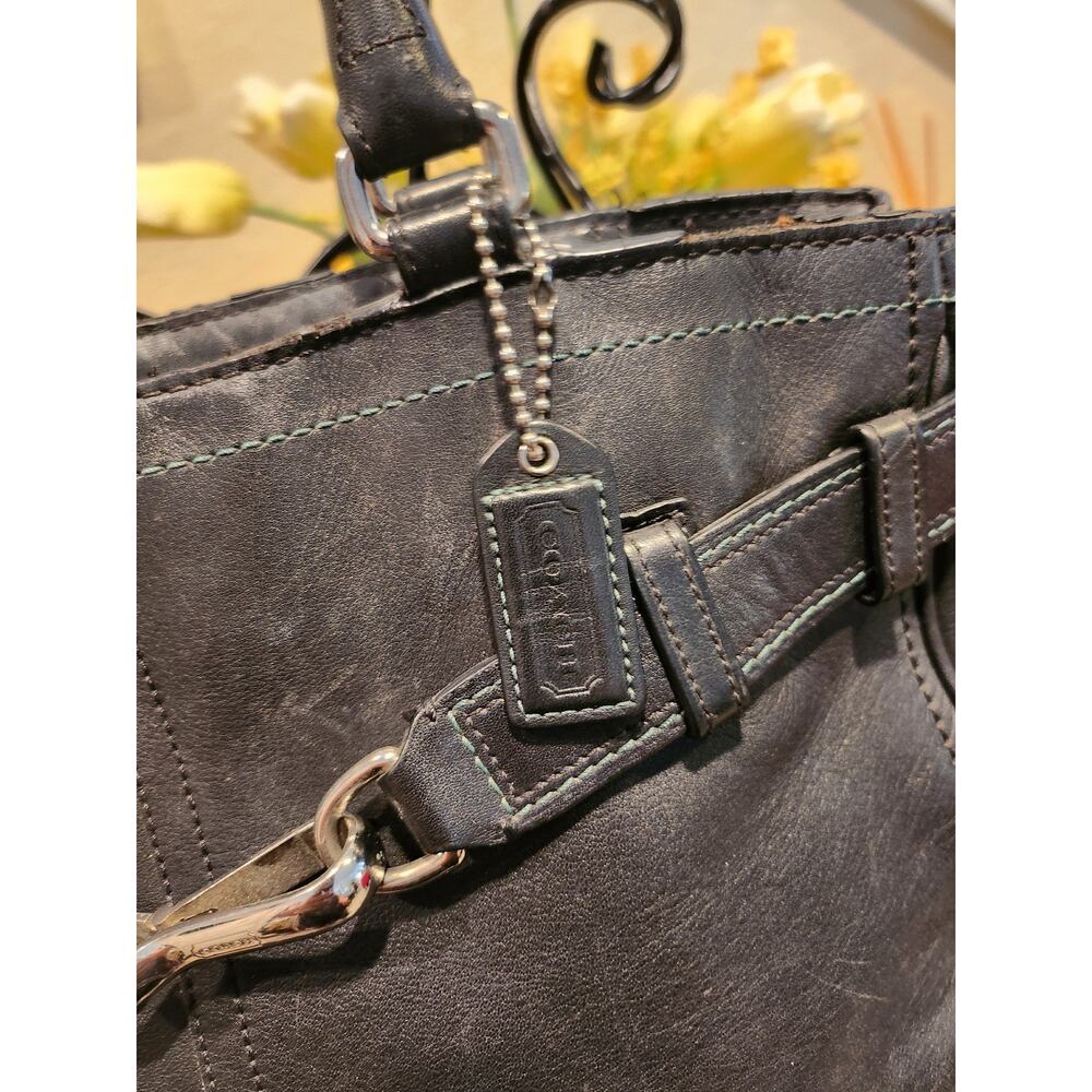 Coach Hamptons handbag - Picture 3 of 8